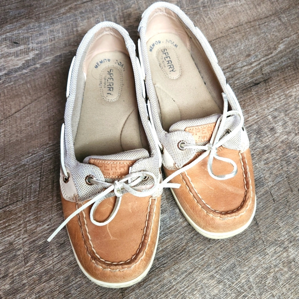 Sperry boat shoes